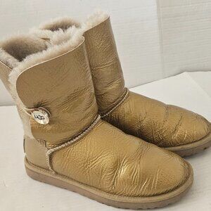 UGG Australia Bailey Button Mirage Water Resistant Boots Soft Gold Teddy Size 8